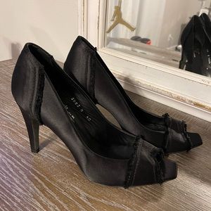 Pedro Garcia pumps. Size 40.